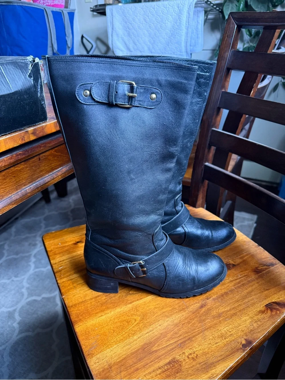 Woman’s Black Leather Tall Riding Boots
